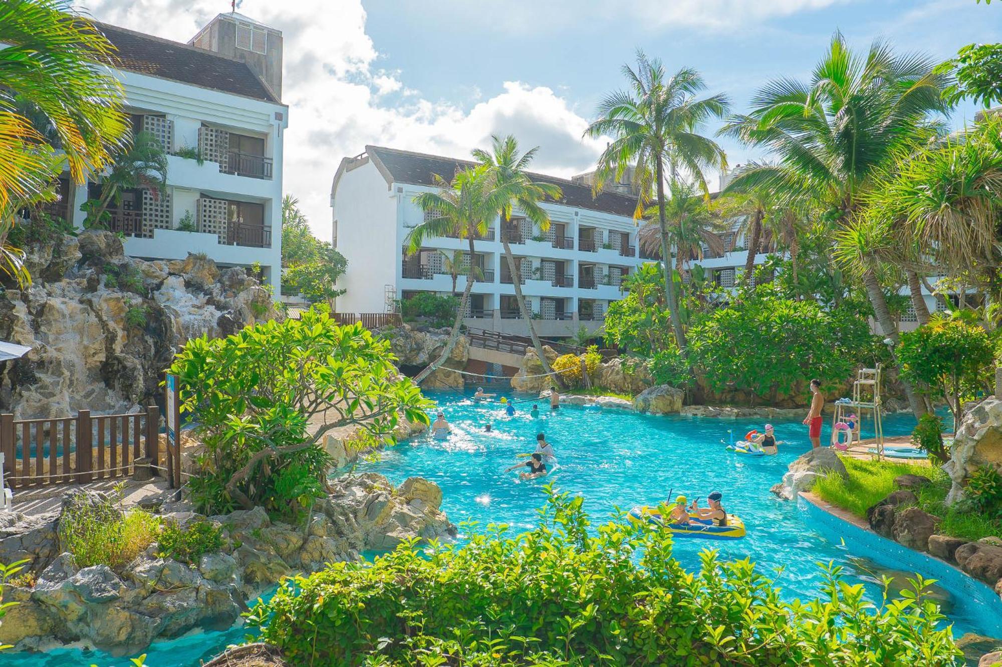 Yoho Beach Resort Kenting Heng-ch'un Dış mekan fotoğraf The swimming pool at the Sunway Lagoon Resort